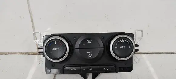 Mazda CX-7 Climate control unit K1900EH64C04