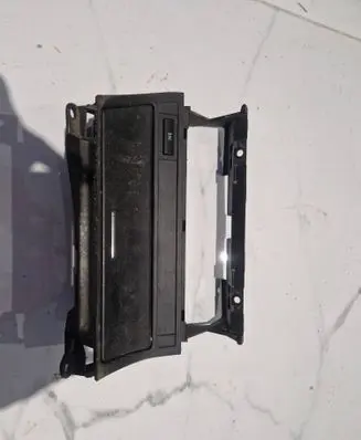 BMW 3 E46 Car ashtray 307090100 8202178 367110100