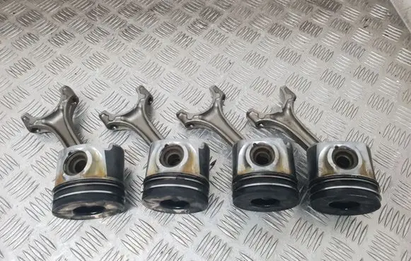 Toyota Previa (XR30, XR40) II Piston 82L73