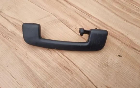 Nissan Qashqai J12 Front interior roof grab handle 