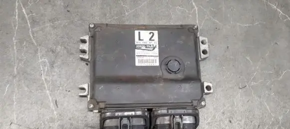 Suzuki SX4 Engine control unit/module ECU 33920-79j2