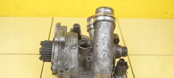 Skoda Octavia Mk2 (1Z) Water pump CDA