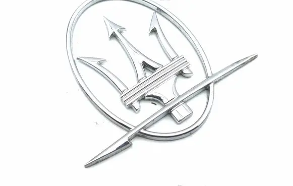 Maserati Ghibli Fender model badge letters