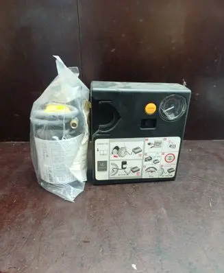 Mercedes-Benz B W245 Tire air pump compressor A0005831202