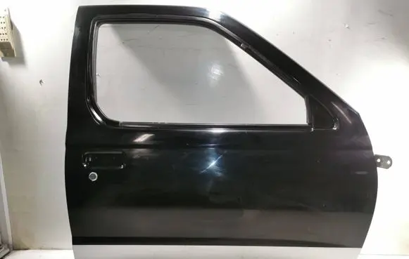 Nissan Navara D22 Front door