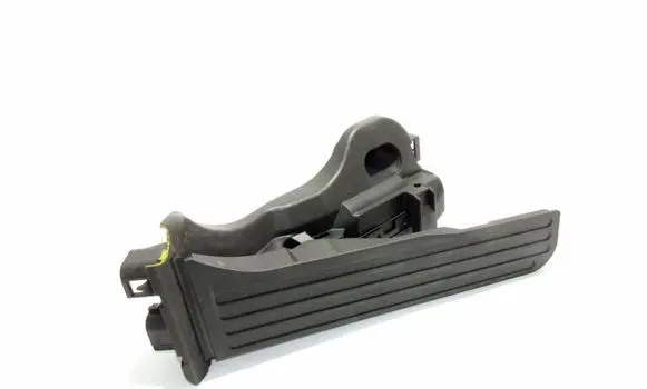 Volkswagen Golf V Accelerator throttle pedal