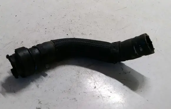 Peugeot 3008 I Engine coolant pipe/hose
