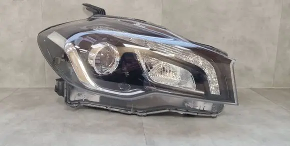 Suzuki SX4 S-Cross Headlight/headlamp LAMPAPRZOD