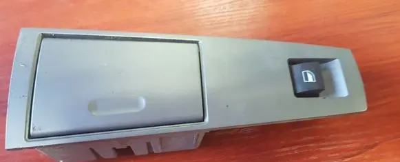 BMW 7 E65 E66 Rear door ashtray 81404004