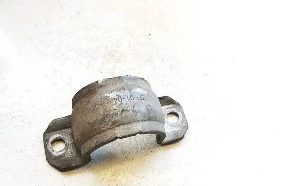 Cupra Born Sway bar bush bracket, front te01041801 te-01-04-18-01