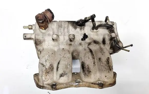 Hyundai Lantra I Intake manifold