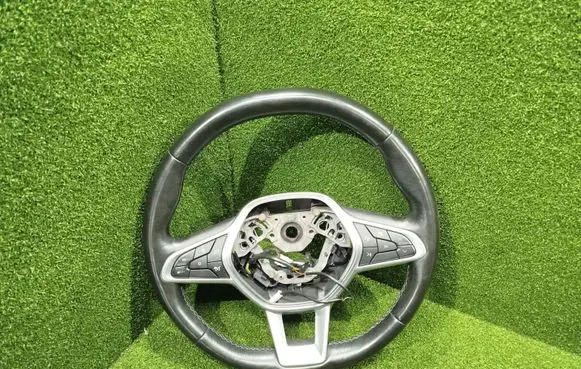 Renault Arkana Steering wheel 484002187R