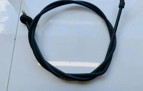 Handbrake/parking brake wiring cable