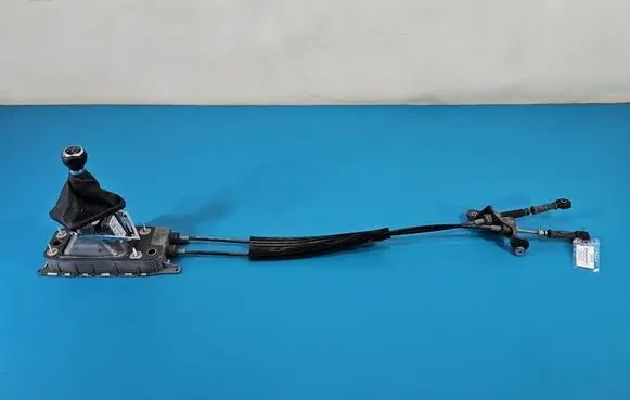 Volkswagen PASSAT B7 Gear shift cable linkage 3C0711049AG IMPRK1579876