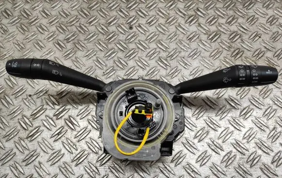 Fiat 500X Wiper turn signal indicator stalk/switch 07356373360 HX5552 1733