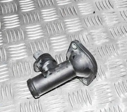 Volkswagen PASSAT B6 Other engine bay part 03G121121D