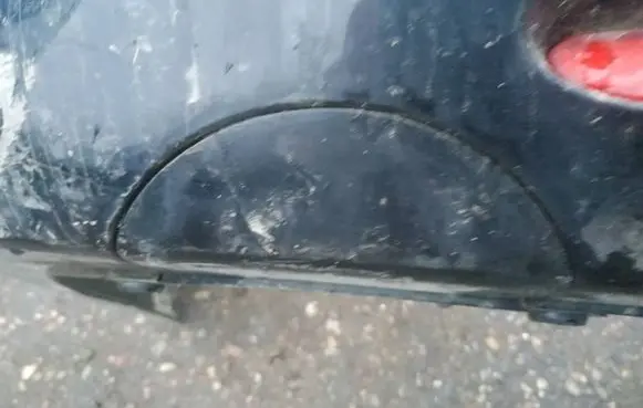 Rear bumper row hook cap/cover