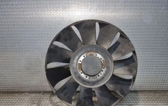 Iveco Daily 30.8 - 9 Electric radiator cooling fan 500333136EA506063