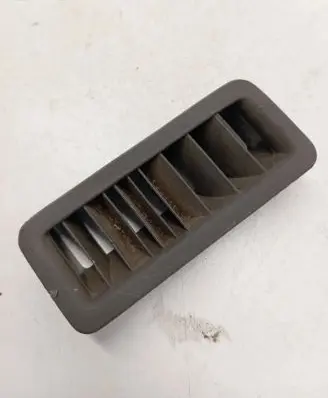Volkswagen Transporter - Caravelle T4 Dash center air vent grill 701819072