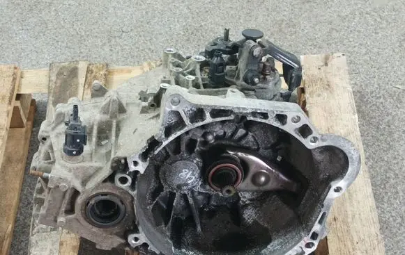 KIA Rio Manual 5 speed gearbox TBJ5
