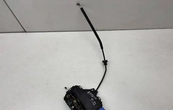 Skoda Fabia Mk1 (6Y) Front door lock 3B1837016S