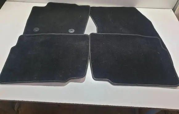 Ford Fusion II Car floor mat set DS73F130D00