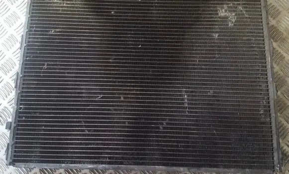 Coolant radiator
