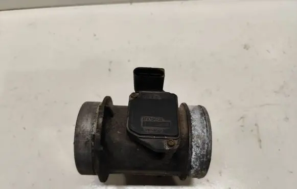 Audi A4 S4 B6 8E 8H Mass air flow meter AFH70M28 A35400