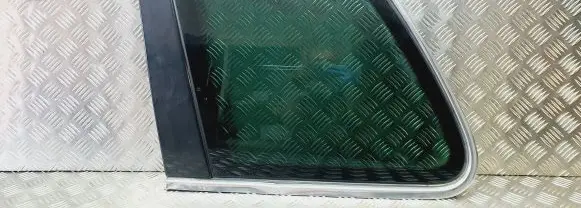 Volkswagen Touareg I Rear side window 7L6845297
