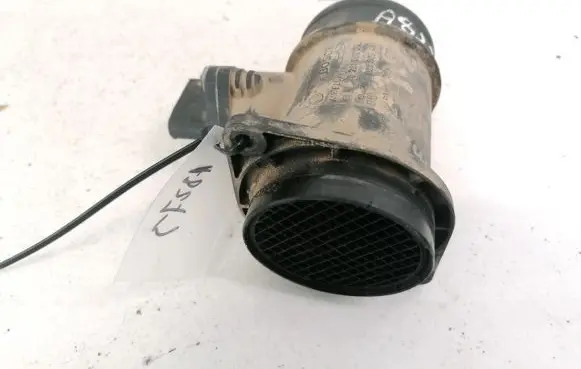Audi A4 S4 B5 8D Mass air flow meter 0281002216 028906461