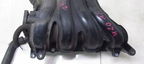 Hyundai ix20 Intake manifold