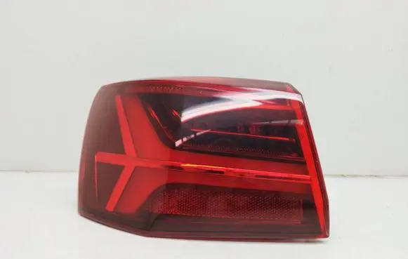 Rear/tail lights