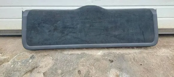Volvo V70 Tailgate trim 