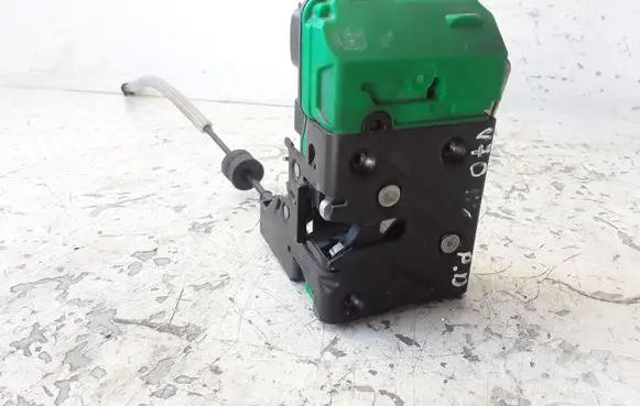 Volvo S60 Front door lock