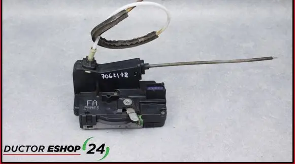 Opel Zafira A Front door lock 24444018FA 24444018