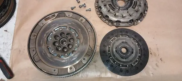 BMW 1 F20 F21 Clutch set kit 7638349