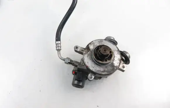 Porsche Cayenne (9PA) Fuel injection high pressure pump 94811031554