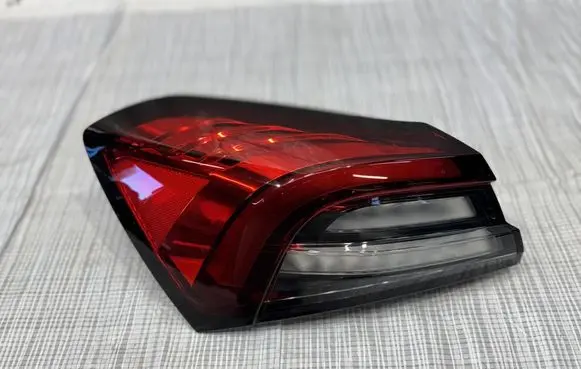 Maserati Ghibli Rear/tail lights 6701546090