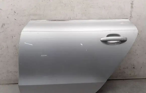 Audi A5 8T 8F Rear door