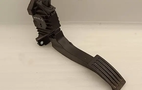 Ford Mach-E I Accelerator throttle pedal LJ9C9F836AA LL9C9F836AA 6PV01449900