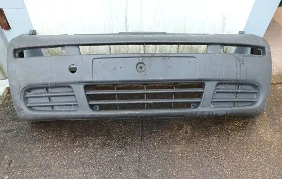 Opel Vivaro Front bumper
