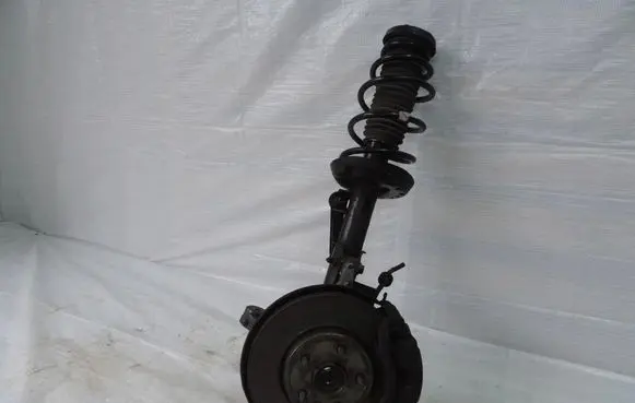 Chevrolet Cruze Front wheel hub spindle knuckle 13329596