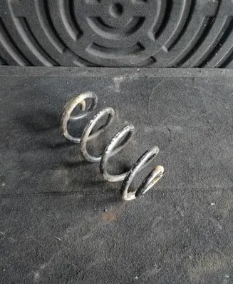 Nissan Qashqai Rear coil spring