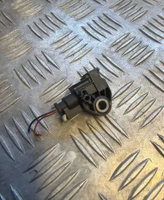 Mercedes-Benz E W213 Airbag deployment crash/impact sensor A2139051300