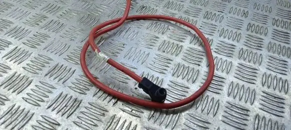 Mercedes-Benz C W205 Positive cable (battery) T915103
