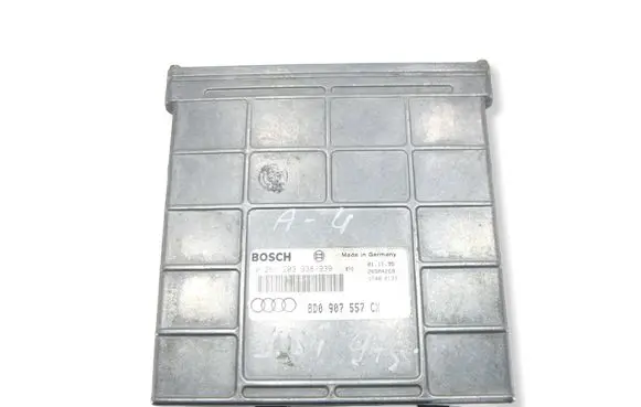 Audi A4 S4 B5 8D Engine control unit/module 8D0907557CX 0261203938