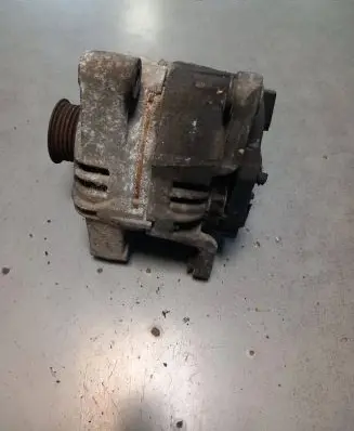 Opel Zafira A Generator/alternator 55556068 0124425021