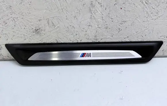 BMW 1 F20 F21 Front sill trim cover 7263315