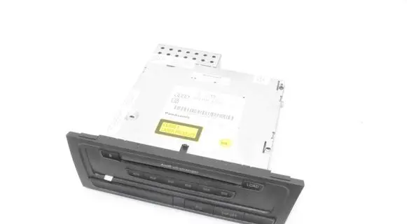 Audi A5 8T 8F CD/DVD changer 8T2035110C