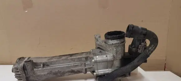 Volvo V40 EGR valve cooler 31325030 70304902